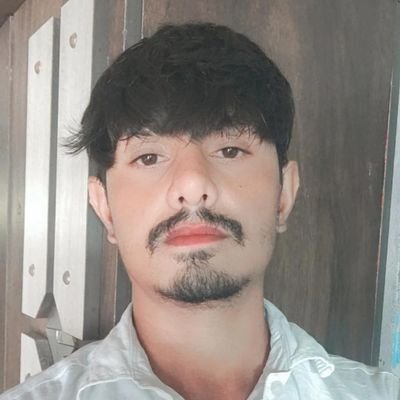 Lavinu4's profile picture. 