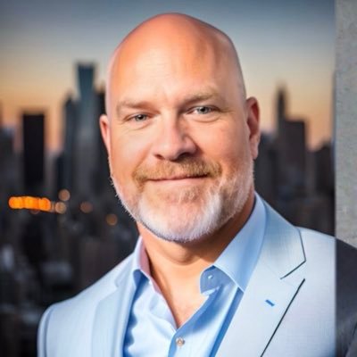 elindbloom's profile picture. 