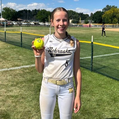 Elkhorn Ridge Middle| Nebraska Gold 🥎 | OSA 🏀 | Premier 🏐|