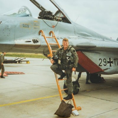 Shadesf18's profile picture. 