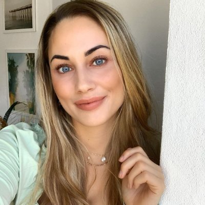 Family first 👨👩👦 Yoga 🧘♀️, Sun and beach lover 🏝, Dog lover, Investor, Travel enthusiast, Love life, Golf ✈ 🌍 🚀