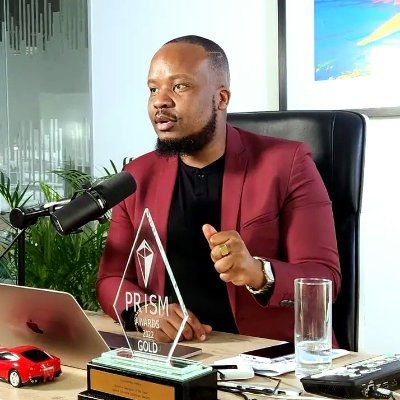 CEO @DitshegoMedia | President of @SAGNET_SA | Convener 2022 PRISM Awards | Chairman @ReadabookSA | Author: Kasi Nerd | MBA Graduate at GIBS