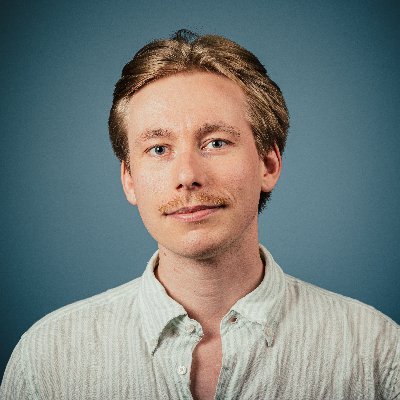 Arbetsmarknadsansvarig Timbro.
Jurist. Ordförande för Tankesmeds.
