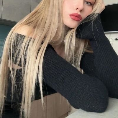 Deniska V. (𝐻𝑜𝓃𝑒𝓎)さんのプロフィール画像