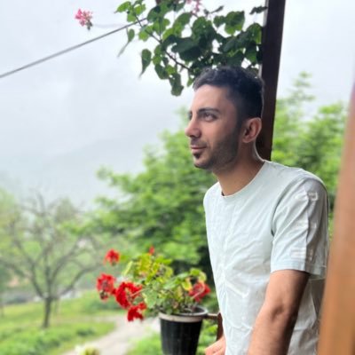 ihossein7's profile picture. 