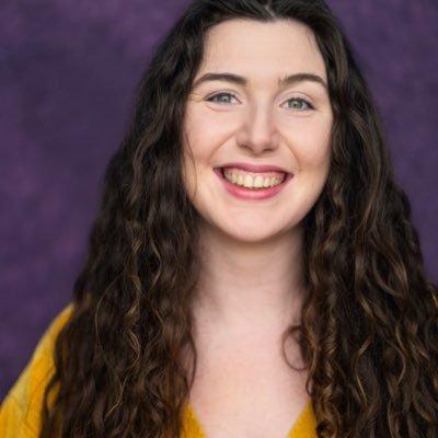 Actor and facilitator from the midlands. Qualified pretender, occasionally funny, often falling over. Rep: @lcaperformers Instagram: jessibatesmcintyre