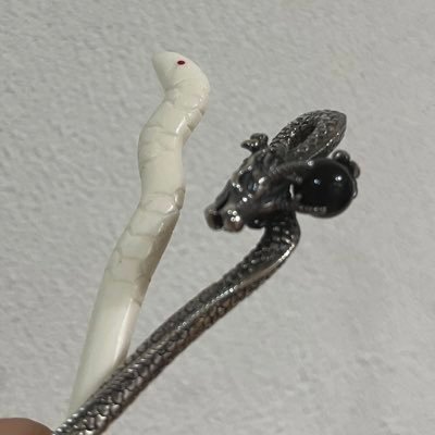 青空に旅立ちます。 こちらは推しの公式ツイ見る専。