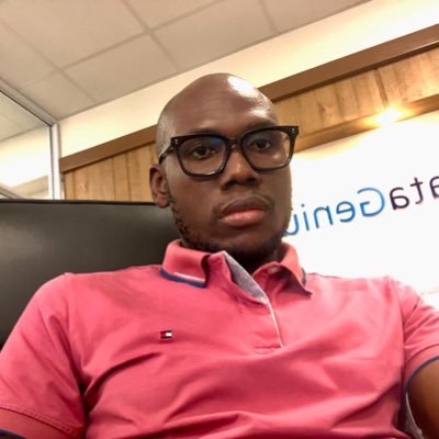 Je suis un passionné de l'informatique et évangéliste numérique