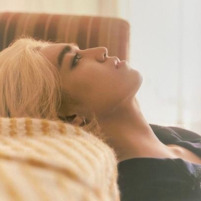 bel_cherrycoups's profile picture. life sucks, so i created this acc