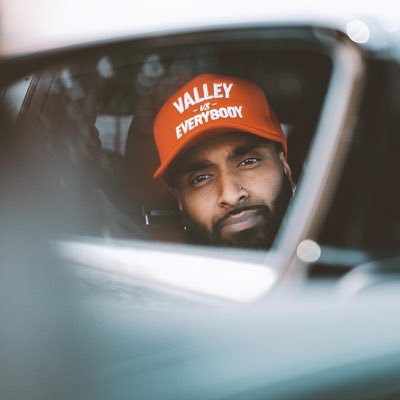 Jay Princce is a Sri Lankan 🇱🇰 born artist who currently resides in The Valley/Los Angeles, California.