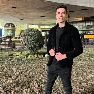 A young Palestinian man living under the weight of the genocide in Gaza and trying to help his family and everyone around him, follow me 🔻🇵🇸