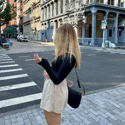 ThisisDianaS's profile picture. simply a girl with an obsession for F1 🏎