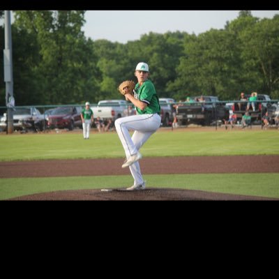 6’3 190| Baseball⚾️| Meade county High School class of 2026| Pitcher| 1st and 3rd. CBC Blackhawks National 17u|Email: gmoneyrhodes13@gmail.com/📲2709809279