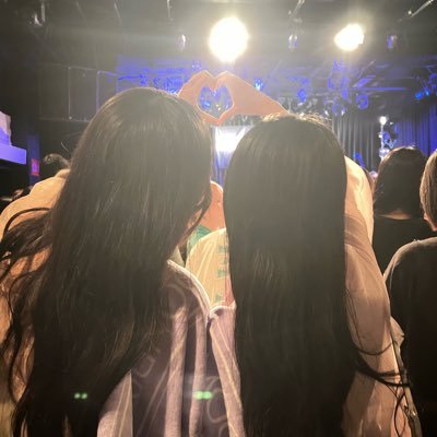 a_chun_no's profile picture. MAISON MOON DROP🌙