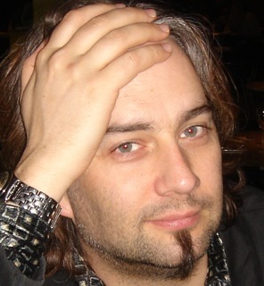 W11PianoTeacher's profile picture. keyboard-slinging inhabitant of wild west london with pedagogical tendencies!