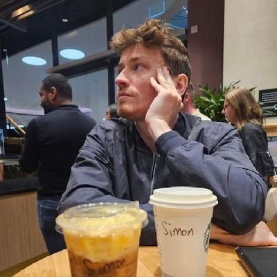 Simon Eliasson Profile
