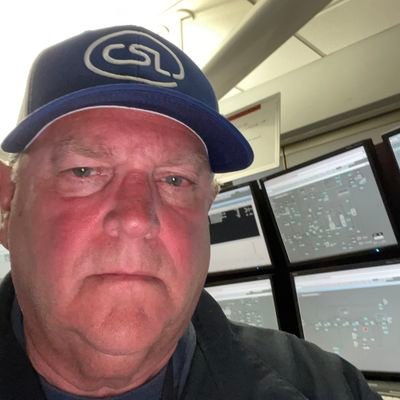 Thananager's profile picture. let your family be your first priority