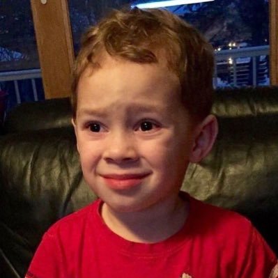 rantingraii's profile picture. im sitting here crying im my prom dress