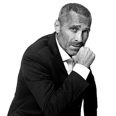Founder of Five Eyes Production - Director of Cultural, Media & Exclusive Events @BuddhaBarParis