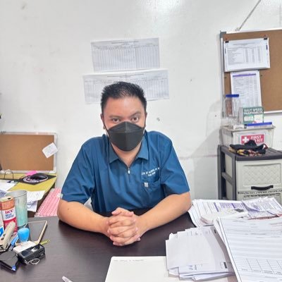 Life keeps giving me lemons so I learned to always bring tequila. A doctor by profession, a lot of things by frustration. #SOGIEEqualityNow 🏳️🌈