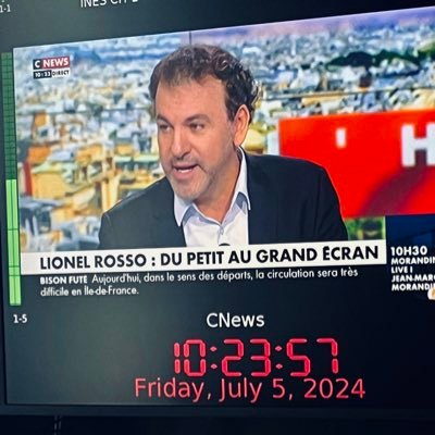 cause dans le poste/ comédien /agent Cedric Maruani cedric@dbagency.co.uk /bande démo https://t.co/w9PWOU9kP0