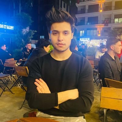 “Simplicity is the ultimate sophistication.” – Leonardo da Vinci
| Computer Engineer | Okan üniversitesi'26 | 🇵🇰🇹🇷