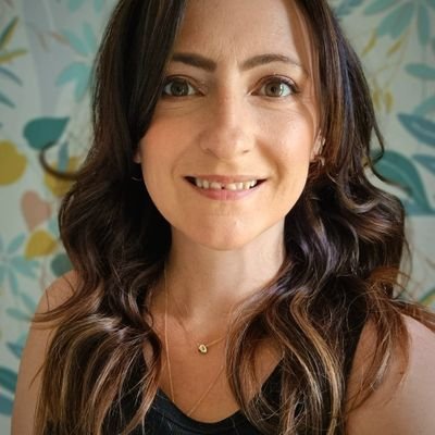 Gag83G's profile picture. Be more Blair 👸🏻