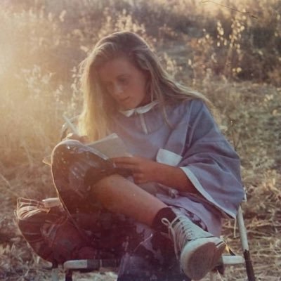 RomillyA77's profile picture. Born ln The 70’s, Raised ln The 80’s, Raved ln The 90’s 😜🥴 
Oh! & did l mention l Hate #TwoTierKeir With A Passion.🎗️