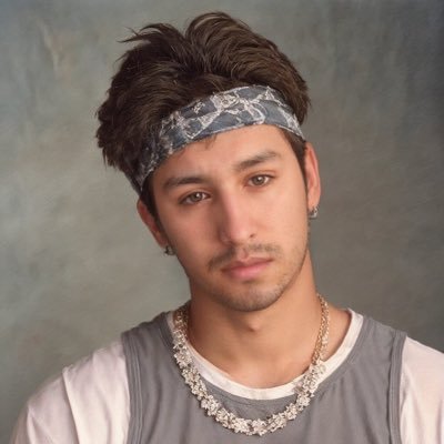 entermundos's profile picture. “I don't know where I'm going from here, but I promise it won't be boring.” 👻 Music. Books. Coffee. —•Nómad •Love for cooking •Extreme sport •Gamer 🎮••L🕹FE•