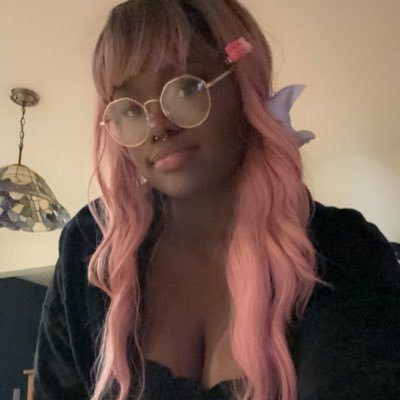 Chibi_Dango97's profile picture. ʜɪ! ɪᴛ’s ᴄʜɪʙɪ 🍡 ɪ𝟾+ ᴘʟᴇᴀsᴇ ᴅᴏ ɴᴏᴛ ғᴏʟʟᴏᴡ ɪғ ʏᴏᴜ’ʀᴇ ᴀ ᴍɪɴᴏʀ!! ૮ ˶ᵔ ᵕ ᵔ˶ ა i share random thoughts :3 𝕄𝕠𝕣𝕖 𝕥𝕠 𝕔𝕠𝕞𝕖 https://t.co/GIRj0mNdoL