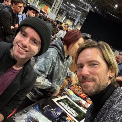 ValkInnit's profile picture. Just some fella who like robots and superheroes