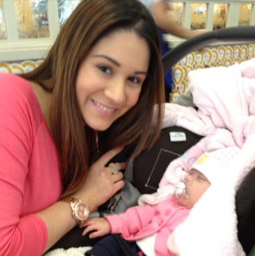 atejada5's profile picture. 