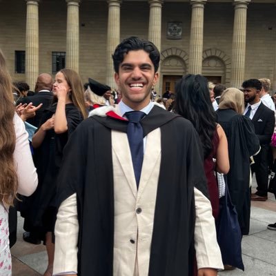 Haaris_Bhatti's profile picture. Doctor | Glasgow/Edinburgh | 25 | he/him