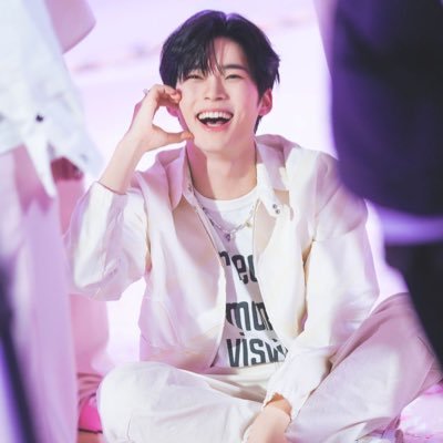 96,성한빈♡