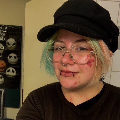 s_e_irwin's profile picture. 23🍻ɴᴡ🏴󠁧󠁢󠁷󠁬󠁳󠁿/ʜᴜᴅᴅᴇʀsғɪᴇʟᴅ🏴󠁧󠁢󠁥󠁮󠁧󠁿ᴛʜᴇʏ/ᴛʜᴇᴍ ʜᴏʀʀᴏʀ ʟᴏᴠᴇʀ🔪ғɪʟᴍᴍᴀᴋɪɴɢ🎞𝐒𝐓𝐀𝐘🏳️‍🌈