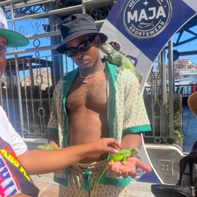 CrinnonL's profile picture. Always remain the same !