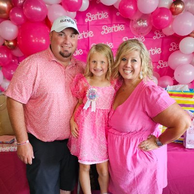 MrsAryTeach's profile picture. 4th grade Royerton❤️🤍|| Wife to the greatest || Momma to the best || Keeping Kindness cool since 1989 || Romans 12:6-8