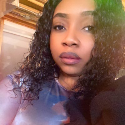 Laiylowww's profile image