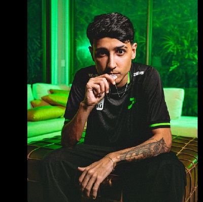 DAYANEANJO48779's profile picture. loud sempre 💚