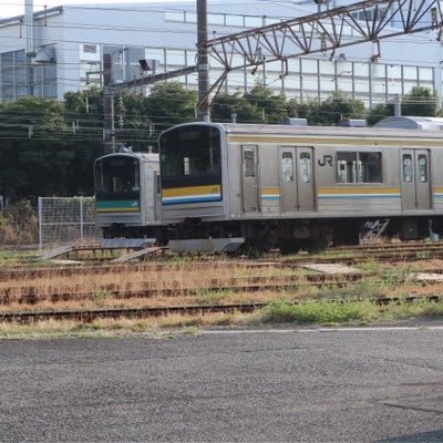 tonahasyaryouku's profile picture. 方向幕再現/ラレ用垢@E4CEuM2CYy63188