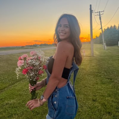 Katherinelags27's profile picture. IL | University of Iowa
