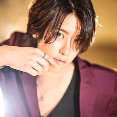 hayonomeyan's profile picture. Instagram @atsuochan316 Atom本店→ Atom Travis
