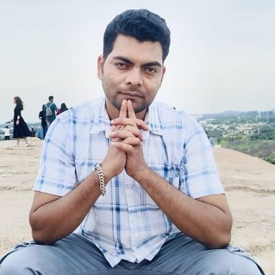 Rumyes888's profile picture. truth is my future...