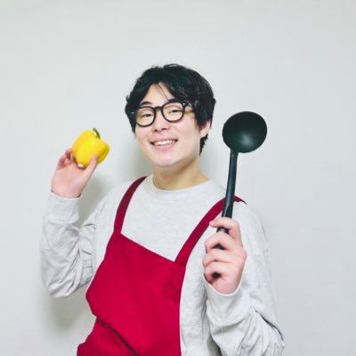 ayumu_nakata's profile picture. ヨーロッパ企画/脚本家・構成作家・演出家。 ユーティリティボーイズ@utilityboys_ドラマ「かりあげクン」「かっこいいスキヤキ」、アニメ「みんなのまめお」、暗い旅ショート(YouTube)