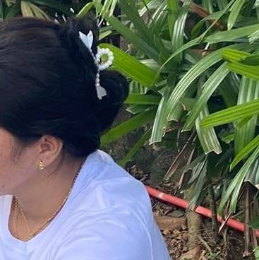 dece_em's profile picture. 