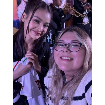 Englotnow's profile picture. Engfa Waraha - Charlotte Austin 🇲🇽♥️ - 🇺🇸📍