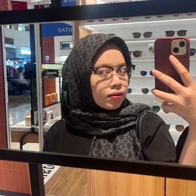 putriandinid's profile picture. ; •𝘥𝘪𝘨𝘪𝘵𝘢𝘭 𝘫𝘰𝘶𝘳𝘯𝘢𝘭⏳