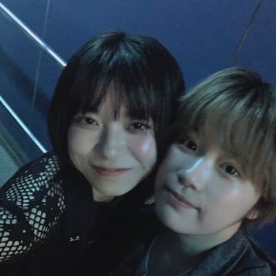 ウルヴズグルーヴィー🐺Ba.Vo.@ayaconno 🐺Gt.Vo.@mashinomi55🕺いいね欄に新曲動画まとめてました✉️wolvesgroovy@gmail.com