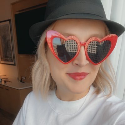 laurynnorton's profile picture. 