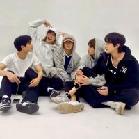 리코 (@1130oe1201) 's Twitter Profile Photo 리코 (@1130oe1201) 's Twitter Profile Photo